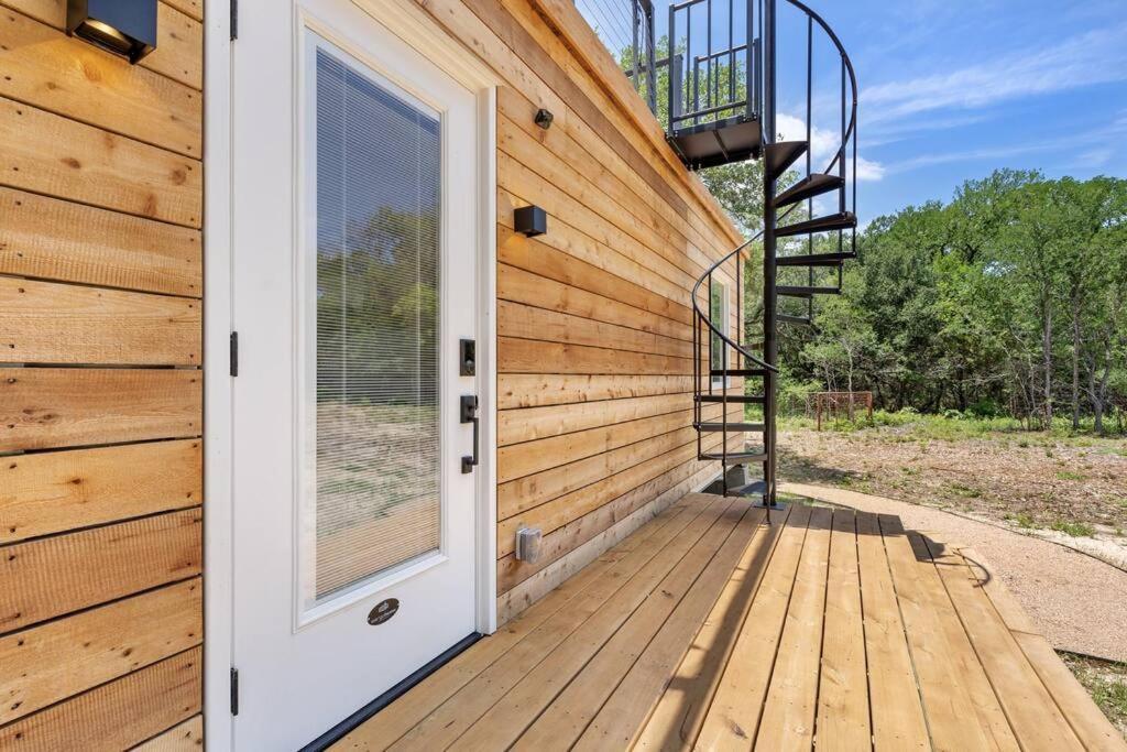 The Lonely Bull Luxury Container Home On 5 Acres ウェザーフォード エクステリア 写真
